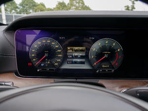 2018E 200L 4MATIC п؅^(q)