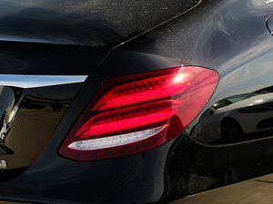 2018Ŀ E 200 L (ji)^