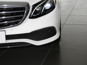 2018Ŀ E 200 L (x)(ji)^