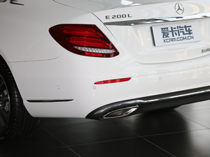 2018Ŀ E 200 L ^