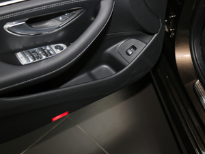 2018Ŀ E 200 L \ ǰTg