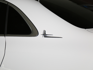 2018Ŀ E 300 L A (ji)^