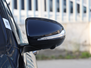 2018Ŀ E 300 L A ҕR