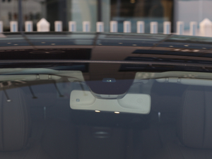 2018Ŀ E 300 L A (x)(ji)^