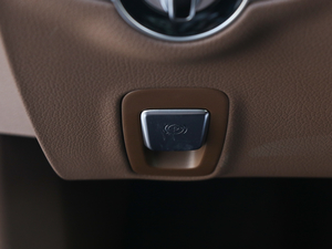 2018Ŀ E 300 L A v܇Ƅ