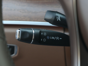 2018Ŀ E 300 L A п؅^(q)