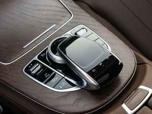 2018Ŀ E 300 L A п؅^