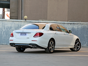 2018Ŀ E 300 L ˶ 