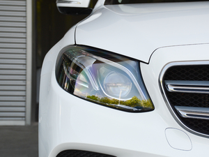 2018Ŀ E 300 L \ӺA ^