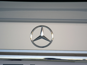 2018Ŀ E 300 L \ӺA ^