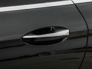 2018Ŀ E 320 L \ 4MATIC ^