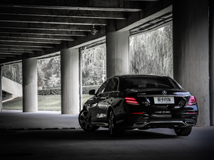 2018Ŀ E 320 L \ 4MATIC w^