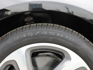 2018Ŀ E 200 L 4MATIC \ ݆̥ߴ