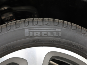 2018Ŀ E 200 L 4MATIC \ ݆̥Ʒ