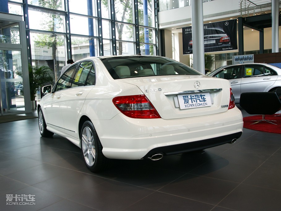2010YC C 300 rа