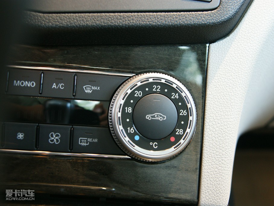 2010YC(j) C 300 r(sh)а