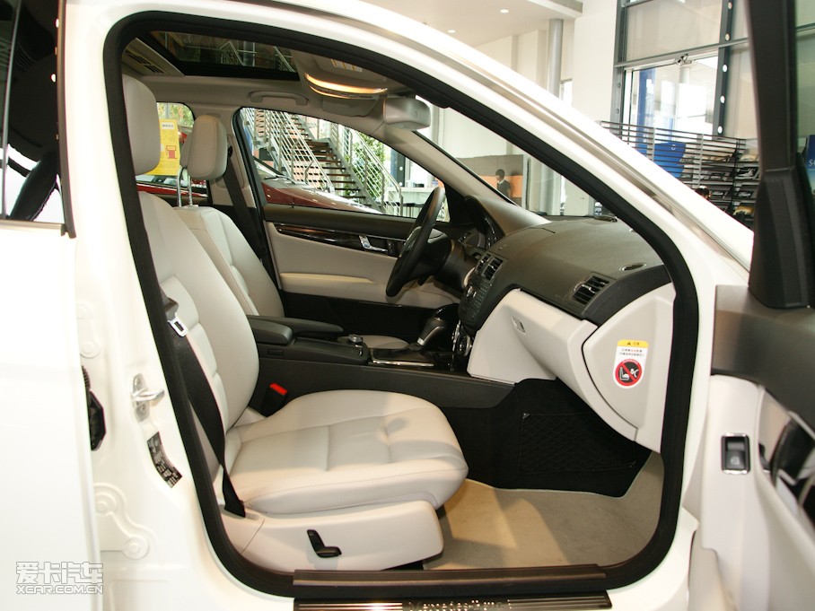 2010YC(j) C 300 r(sh)а