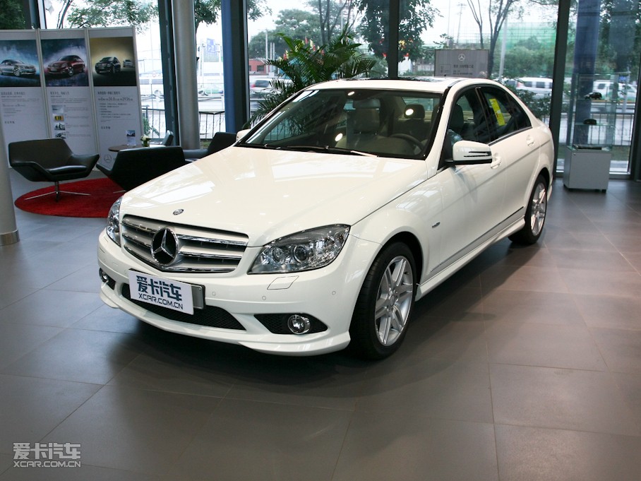 2010YC C 300 \Ӱ