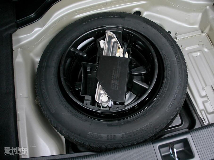 2010YC C 200 CGI rа