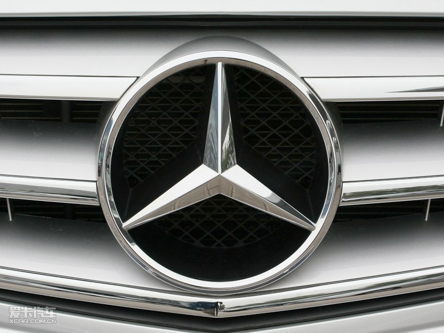 2010��YC�� C 200 CGI �r�а�