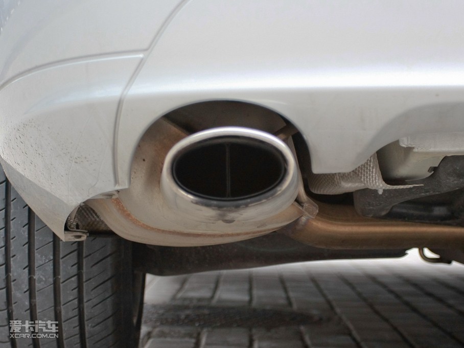 2010��YC�� C 200 CGI �r�а�