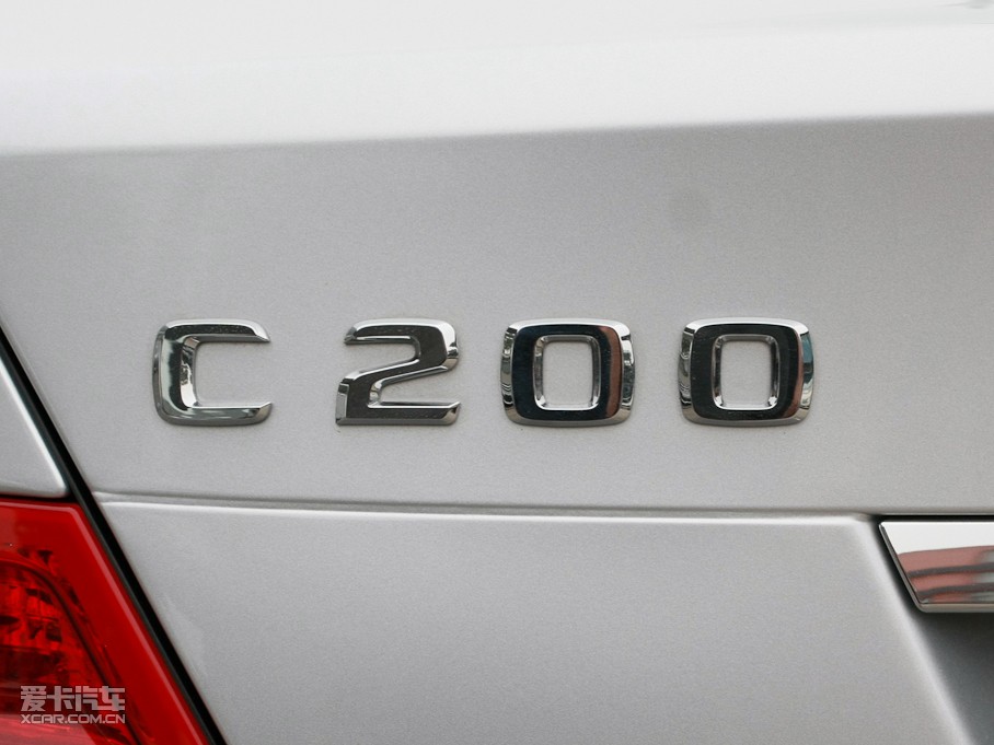 2010��YC�� C 200 CGI �r�а�