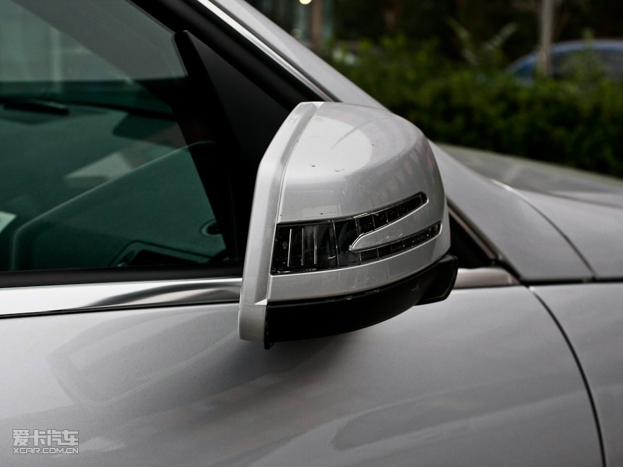 2010��YC�� C 200 CGI �r�а�