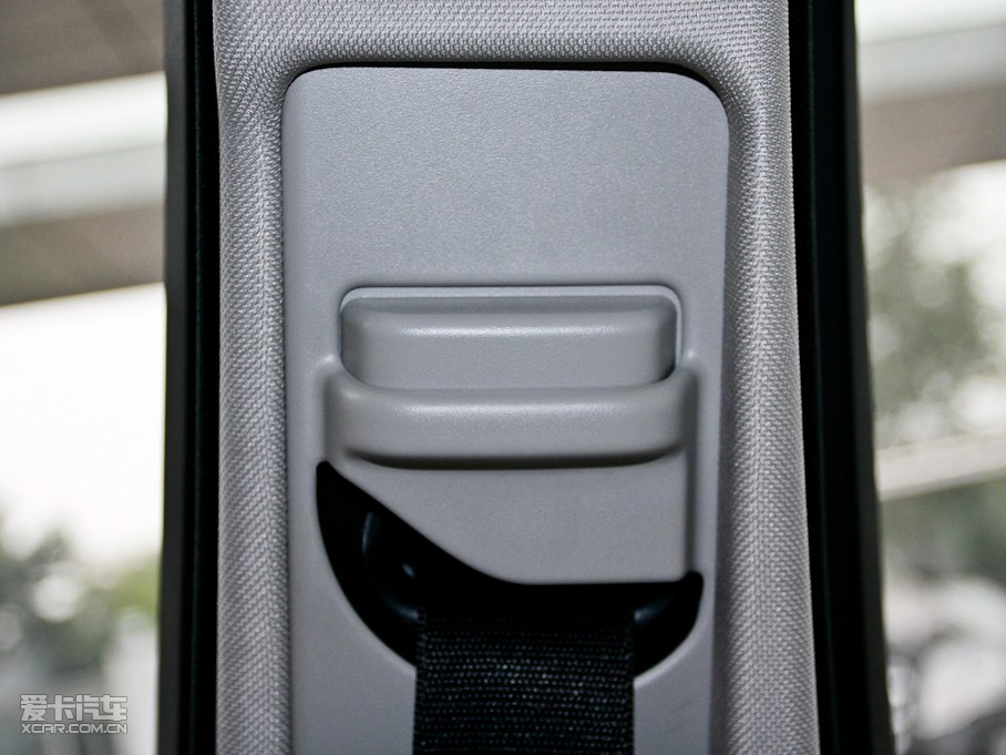 2010��YC�� C 200 CGI �r�а�