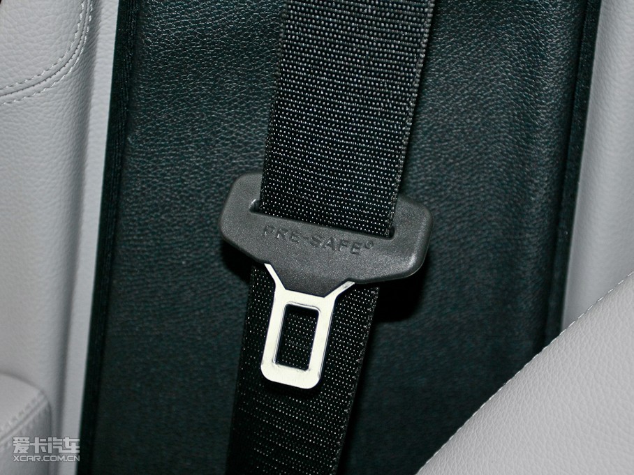 2010��YC�� C 200 CGI �r�а�