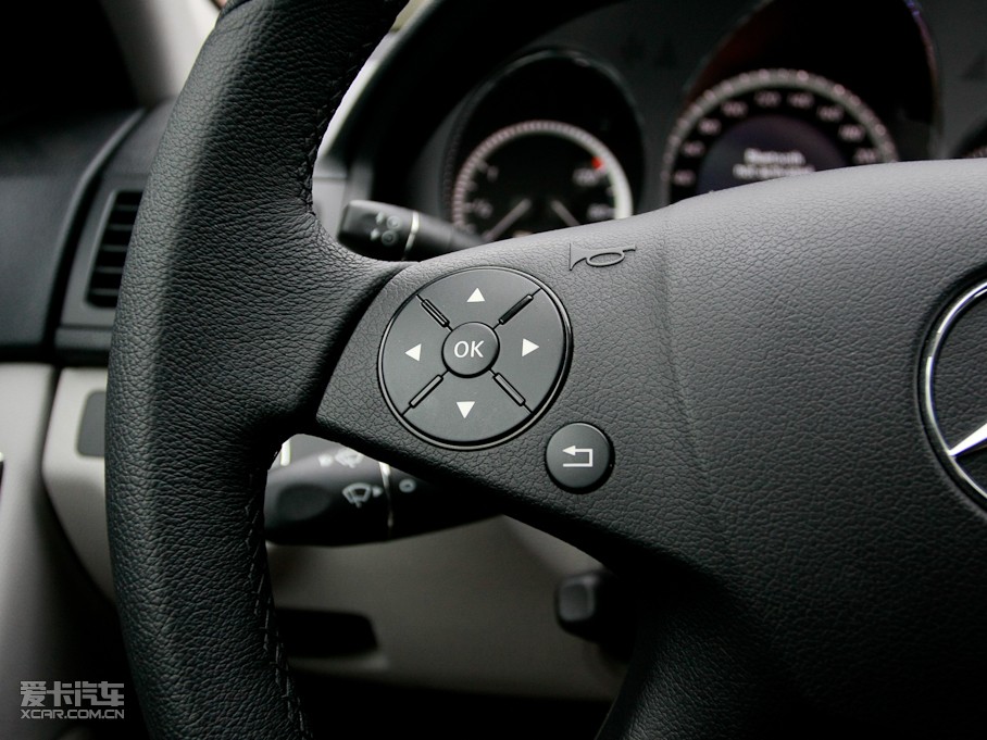 2010��YC�� C 200 CGI �r�а�