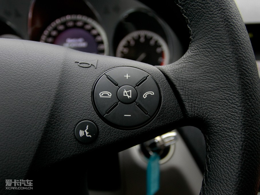 2010��YC�� C 200 CGI �r�а�