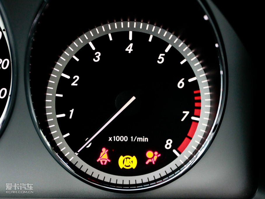 2010YC(j) C 200 CGI r(sh)а