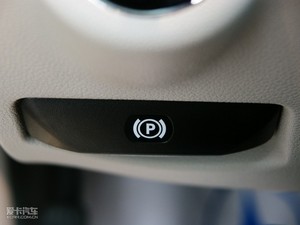 2010款C 180K 经典版 驻车制动器
