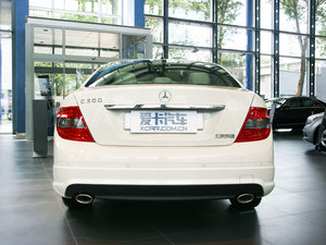 2010C 300 ʱа 	