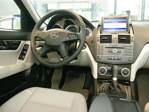 2010C 300 rа п؅^