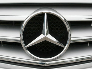 2010C 200 CGI r(sh)а (x)(ji)^