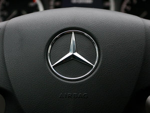 2010C 200 CGI rа п؅^