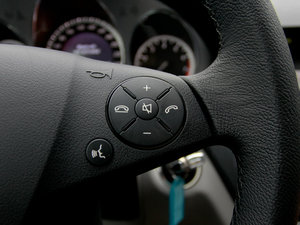 2010C 200 CGI rа п؅^