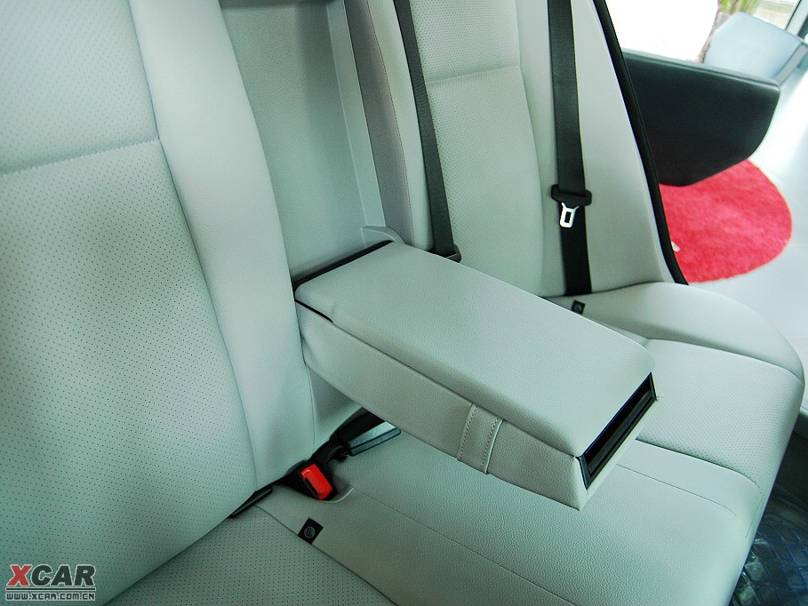 2010YC C 200 CGI Ű