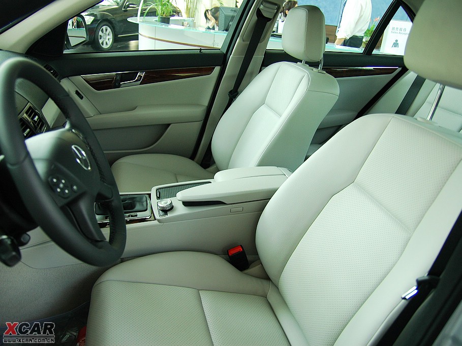 2010YC C 200 CGI Ű