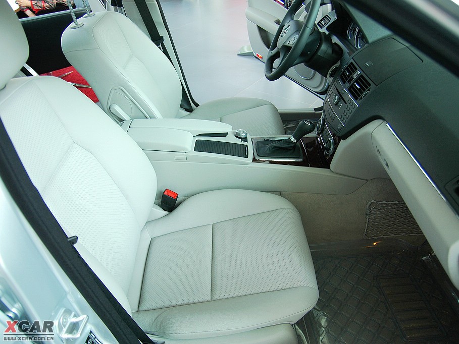 2010YC C 200 CGI Ű