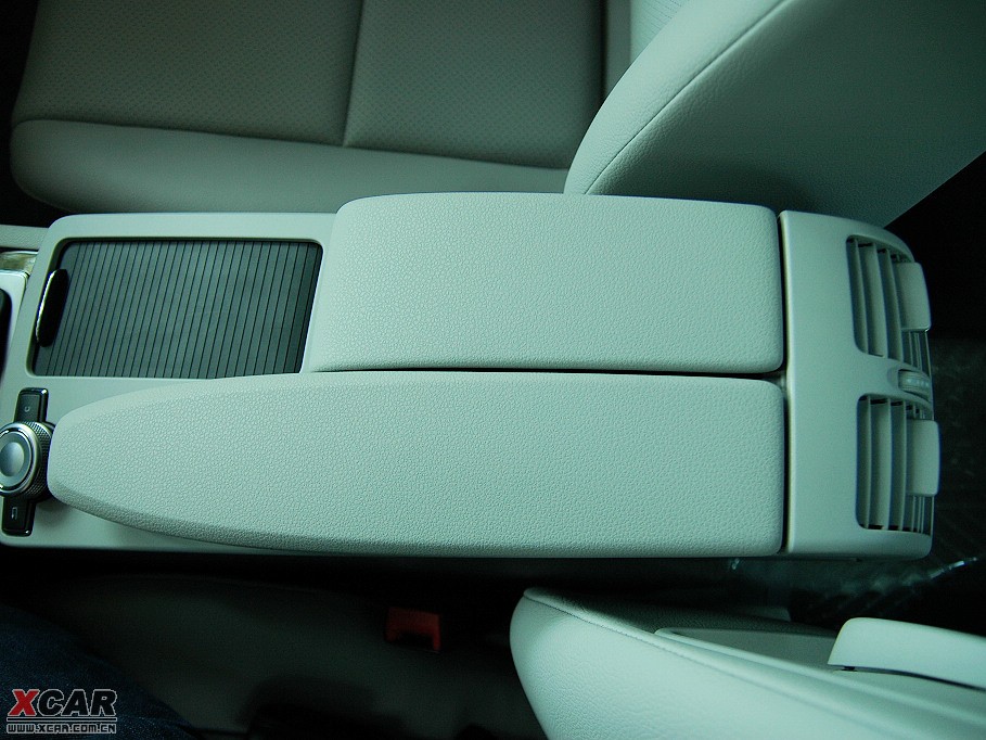 2010YC C 200 CGI Ű