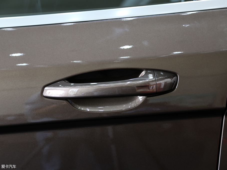 2018�̩T800 2.0T �Ԅ����F���� 7��