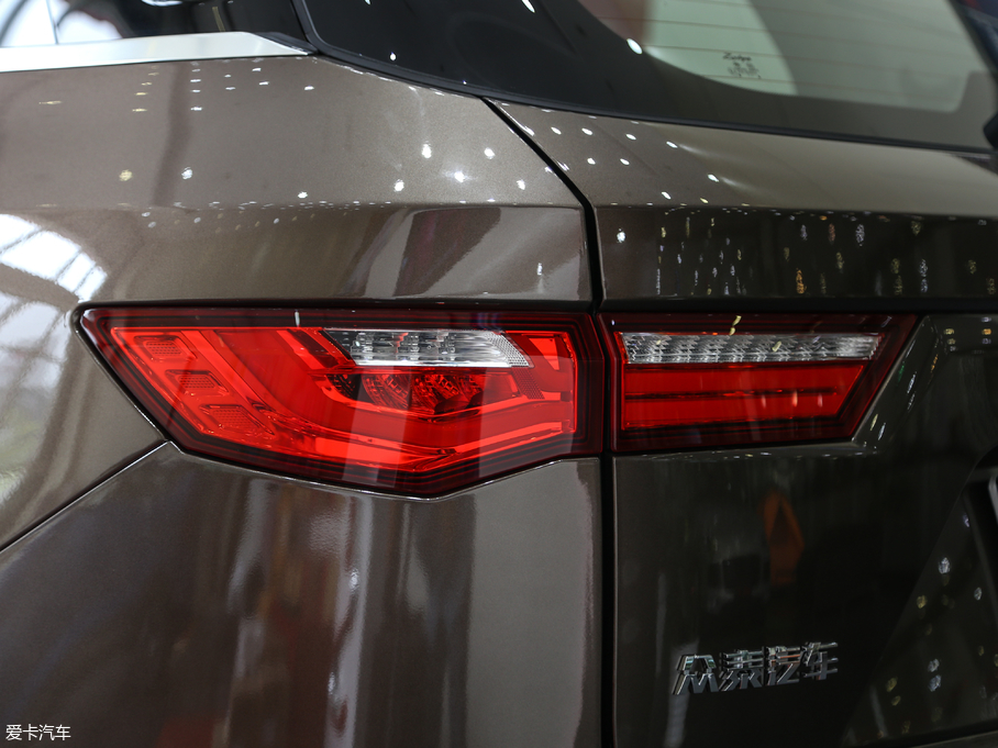 2018�̩T800 2.0T �Ԅ����F���� 7��