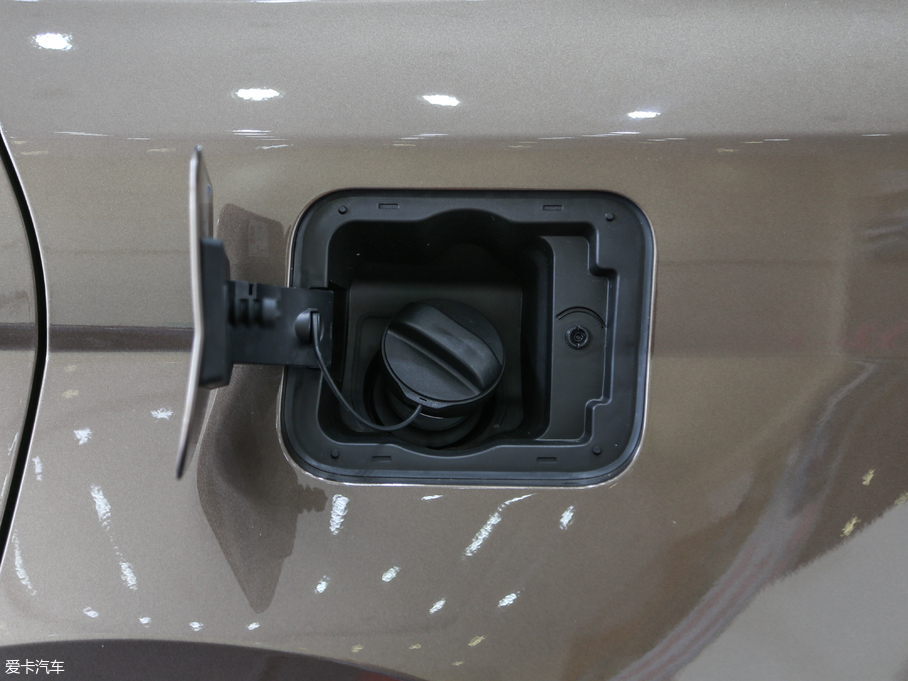 2018�̩T800 2.0T �Ԅ����F���� 7��