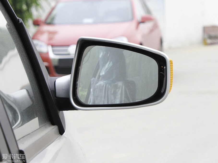 2011̩Z200HB 1.3L քm