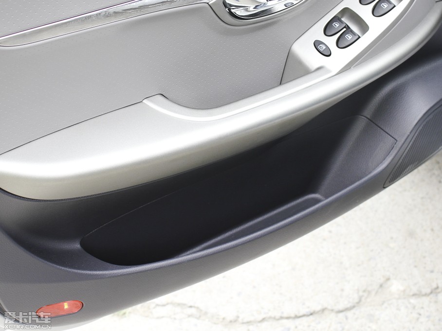 2011̩Z200HB 1.3L քm