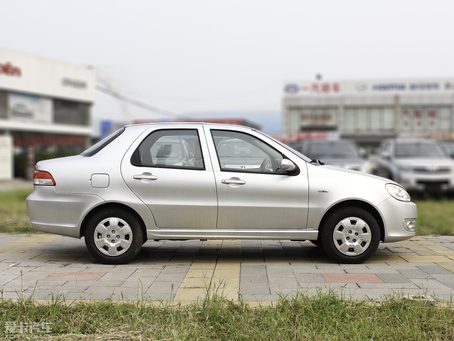 2011̩Z200 1.3L քm