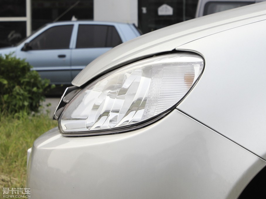 2011̩Z200 1.3L քm