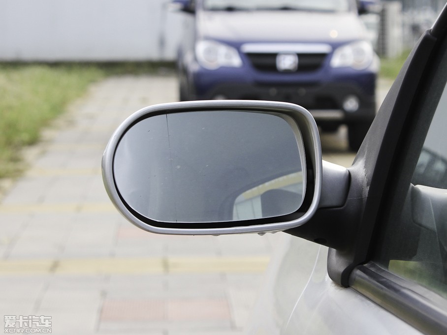 2011̩Z200 1.3L քm